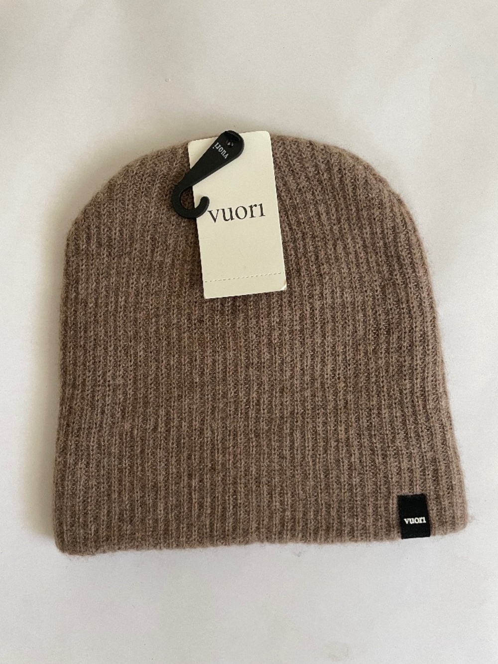 NWT- Vuori Wool + Cashmere Unisex Manchester Beanie Hat, One Size, Tan Brown Oat
